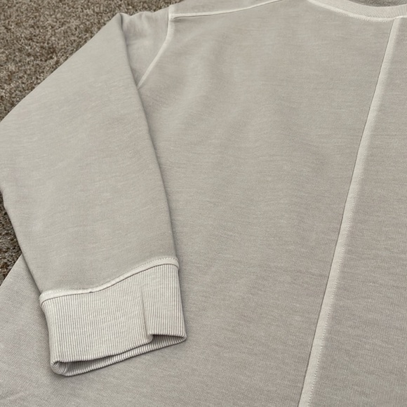 Eddie Bauer oversized top - Picture 3 of 3